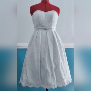 Bridal/formal dress size 4, white lace